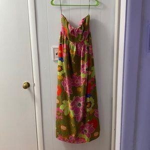 Summer strapless stretch band open back flowy floral print dress